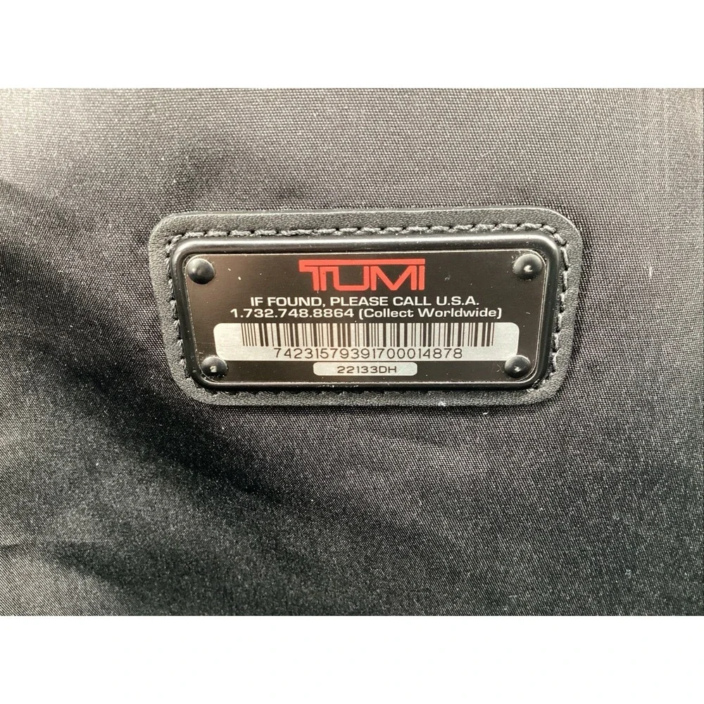 Tumi Alpha 2 Travel Trifold Carry-On Garment Bag Black 22133DH